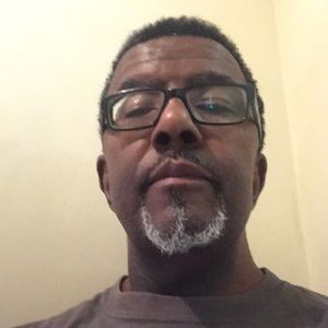 Meet your Posher, Gregory